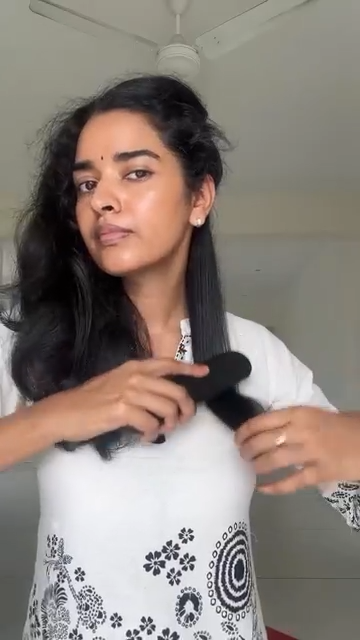 Tash Hair Glide Cordless Hair Straightening Brush | Naturally Straight, Shiny & Frizz-Free Look | 5 Heat Settings, Ceramic Bristles, Portable & Rechargeable Straightener Comb | 1 Year Warranty